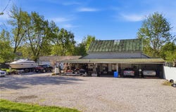 1301 Harding Way E, Galion, OH 44833
