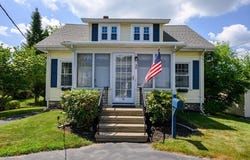 39 Beal St, Rockland, MA 02370