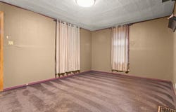 2605 S 15th Street, St Joseph, MO 64503