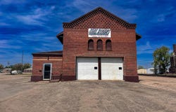 53 Dakota Ave S, Huron, SD
