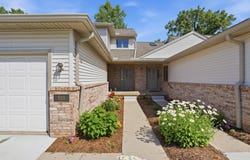 555 Sycamore Circle, Saline, MI 48176