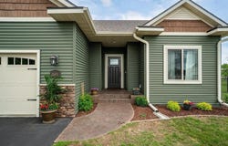 1604 St Andrews Drive, Altoona, WI 54720