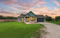 1505 VZ County Road 3415, Wills Point, TX 75169