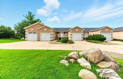 1716 W 18th, Cedar Falls, IA 50613