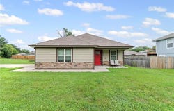 1101 SE Oak Ridge Drive, Oak Grove, MO 64075
