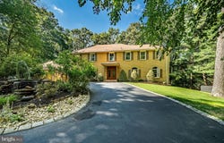 400 HIGHVIEW DRIVE, WAYNE, PA 19087