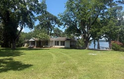 111 Lakeview Drive, Eufaula, AL 36027