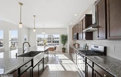 454 E DELP Road, LANCASTER, PA 17601