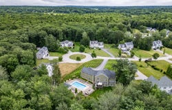 8 Red Barn Circle, Scarborough, ME 04074