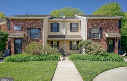 522-A WILLOW Turn, MOUNT LAUREL, NJ 08054