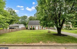 1112 E MAPLE AVENUE, STERLING, VA 20164