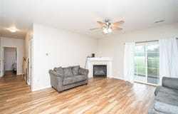 1655 34th Avenue SW unit: 3, Altoona, IA 50009