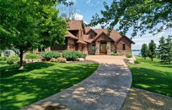 623 N Shore Drive, Forest Lake, MN 55025