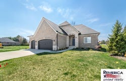 52951 Royal Park Avenue, Utica, MI 48315