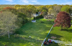 24 Colonial Drive, Waterford, CT 06385
