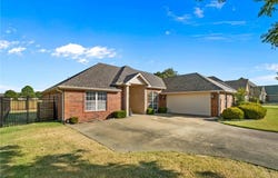 11199 Bear Drive, Farmington, AR 72730