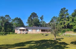 575 Beverly Hills Road, Camden, SC 29020