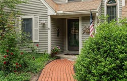 380 Ocean Road, Portsmouth, NH 03801