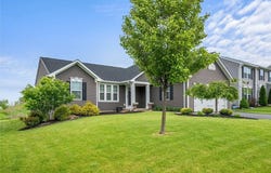 1100 Harlowe Lane, Farmington, NY 14425