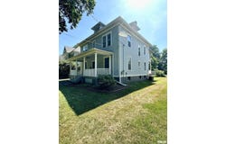 231 N WEBSTER Avenue, Jacksonville, IL 62650