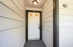 29700 SW COURTSIDE DR, Wilsonville, OR 97070
