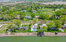 13 Edgewater Lane, Dakota Dunes, SD 57049