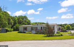 700 CASSEL Road, MANCHESTER, PA 17345