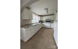 628 Main Street S, Jonesville, NC 29353