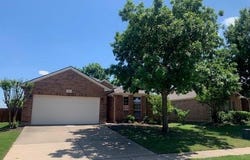 1013 Vista View Drive, Burleson, TX 76028