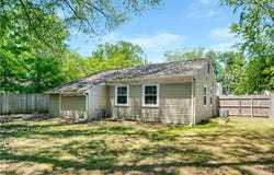 1422 Woodcrest Drive, Hampton, VA 23663