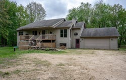 N1490 Fox Road, Wonewoc, WI 53968