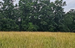 2b Old Tuscumbia Road, Eldon, MO 65026