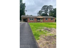 115 Oak Hills Drive, Rocky Point, NC 28457