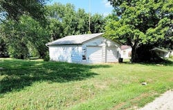213 Pine Street, Colony, KS 66015