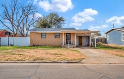 104 Waverly Dr, Midland, TX 79703