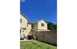 471 S PINE ST, Canby, OR 97013