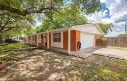 4811 Lilac Lane, Victoria, TX 77904