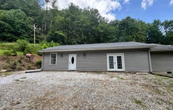 276 Wes Jones Rd, Newland, NC 28657