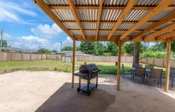 409 W Elmhurst Ave, Muscle Shoals, AL 35661