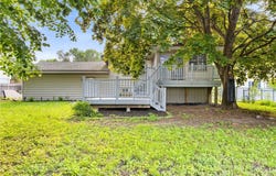 228 16th Avenue SW, New Brighton, MN 55112