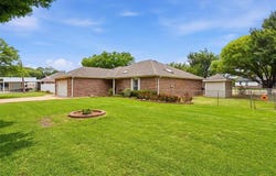 412 Mercury Court, Granbury, TX 76049