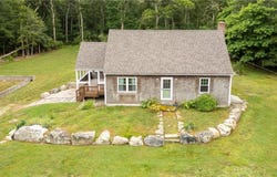 140 Long Highway, Little Compton, RI 02837