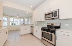 220 Hickory Street, Frankfort, IL 60423