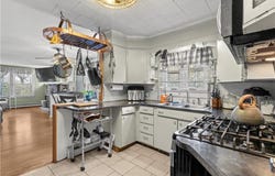 1 Capron Road, Smithfield, RI 02917