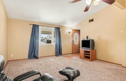 2 Alcoma Drive, No. Sioux City, SD 57049