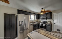 120 Purcell Ave, Bardstown, KY 40004