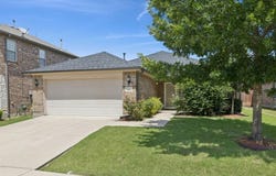 913 Lovebird Lane, Little Elm, TX 75068