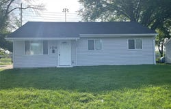 108 Saint Matthew Avenue, O'Fallon, MO 63366
