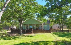 9501 Oakwood Road, Quinlan, TX 75474