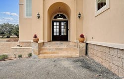 105 N Micah Andrews, Blanco, TX 78606
